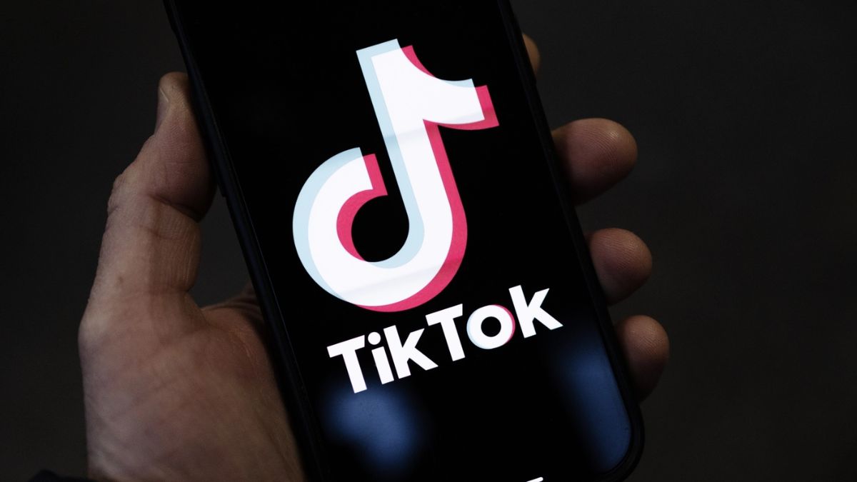 cach chuyen vung tiktok ve viet nam thumbnail